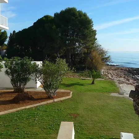 Carlos Iii Otel